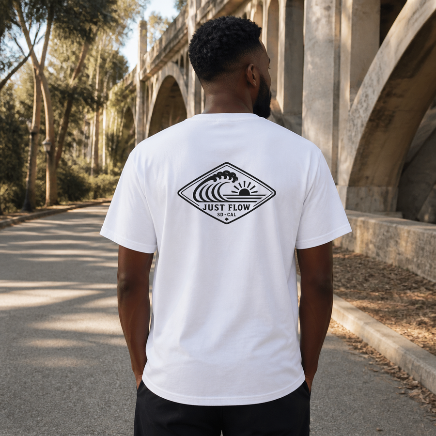 Horizontal Wave Diamond heavyweight tee, back graphic on a light garment