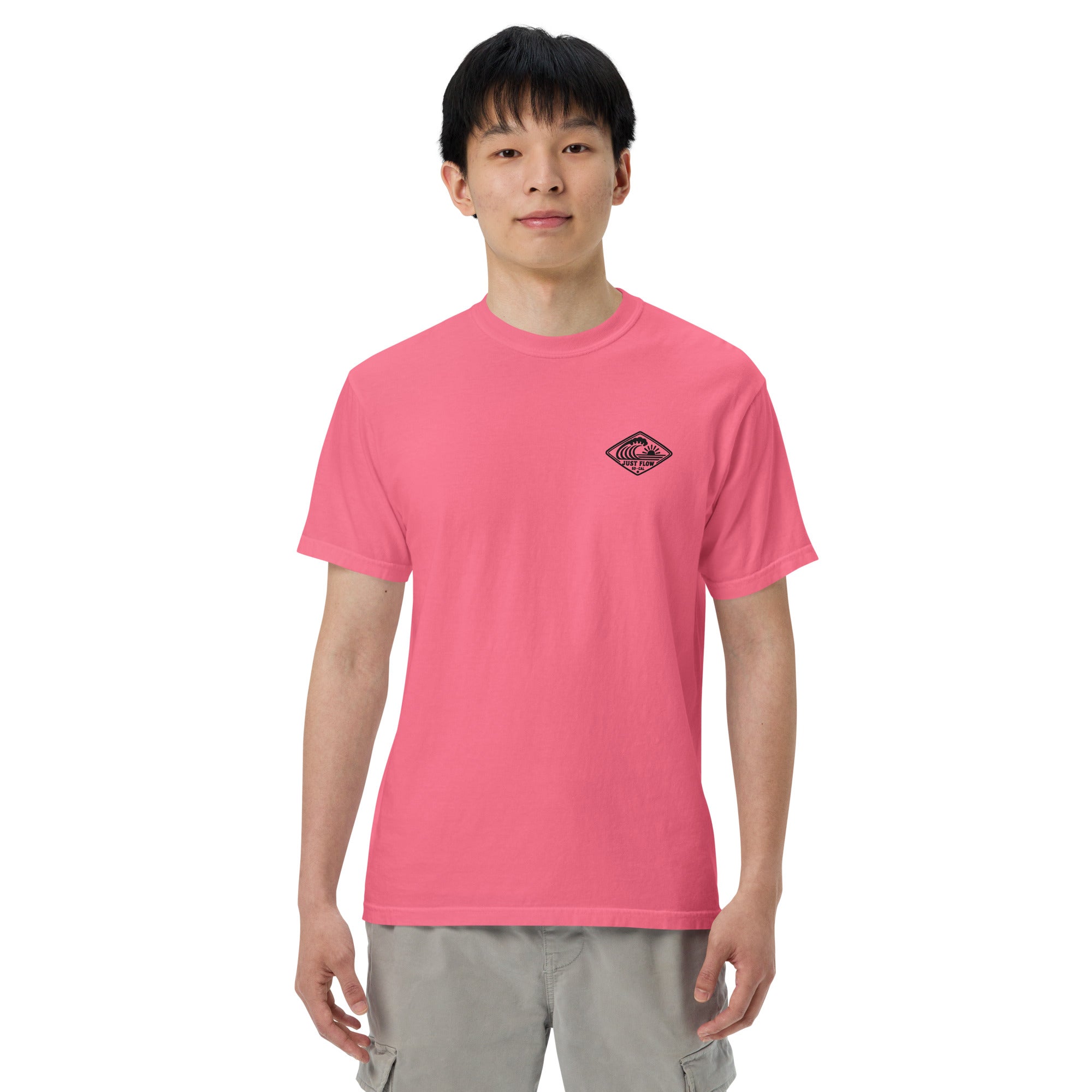 Horizontal Wave Diamond heavyweight tee in Crunchberry with the black mark, front